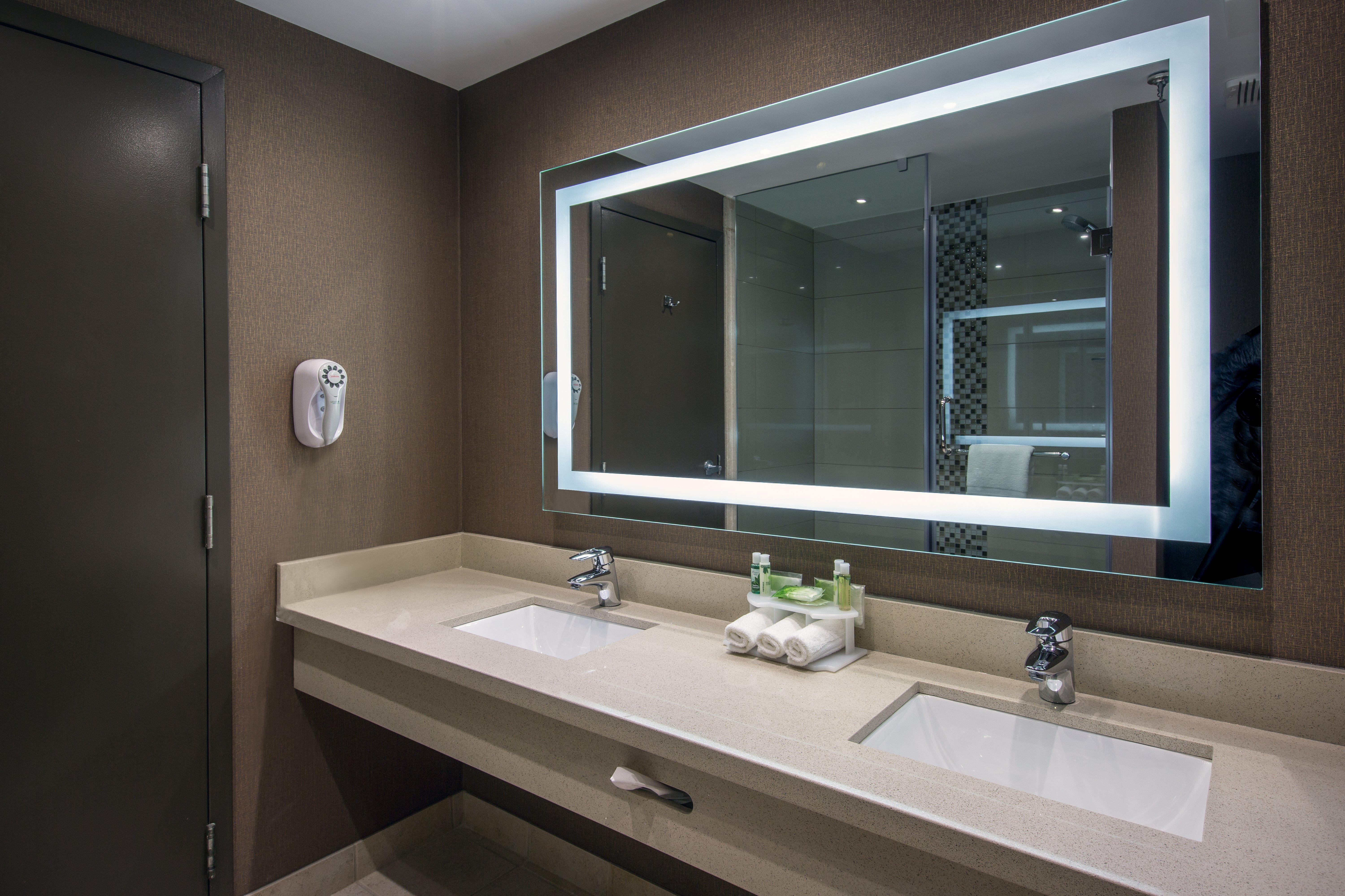Quality Inn & Suites Regina Downtown Екстер'єр фото